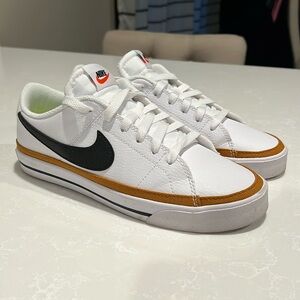 Nike Court Legacy Womens
